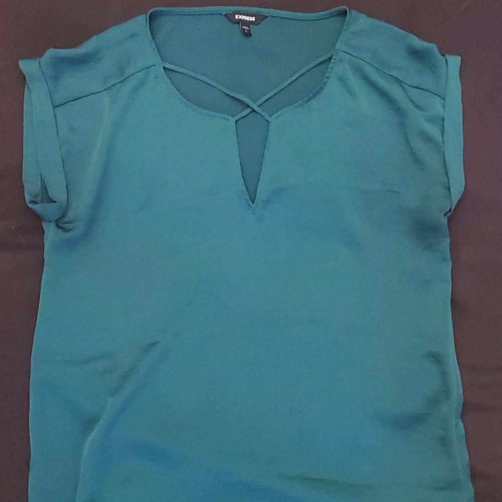 Express emerald top
